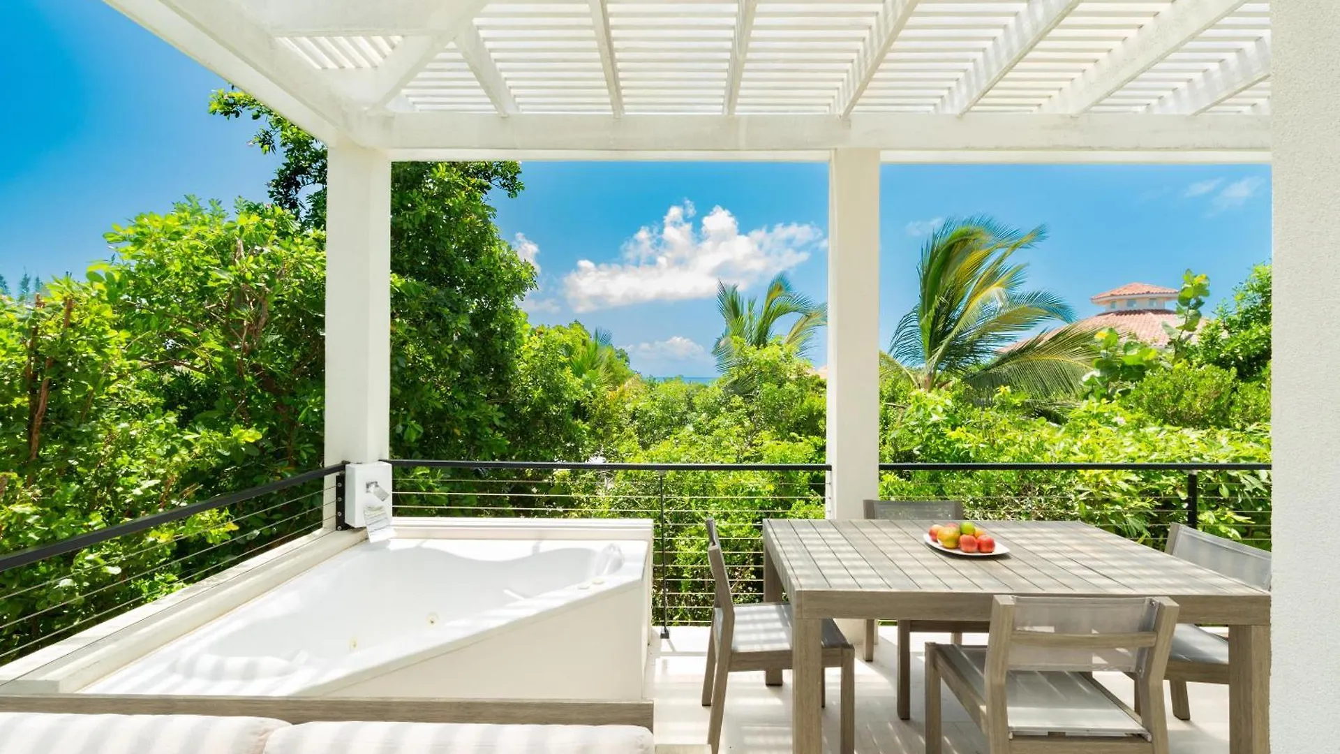 Villa Wyakha 4 Ocean View Long Bay